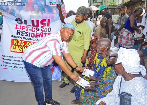 Mayor of Lagos Island Prince Olusi Rolls Out Cash Donation to 500 Residents