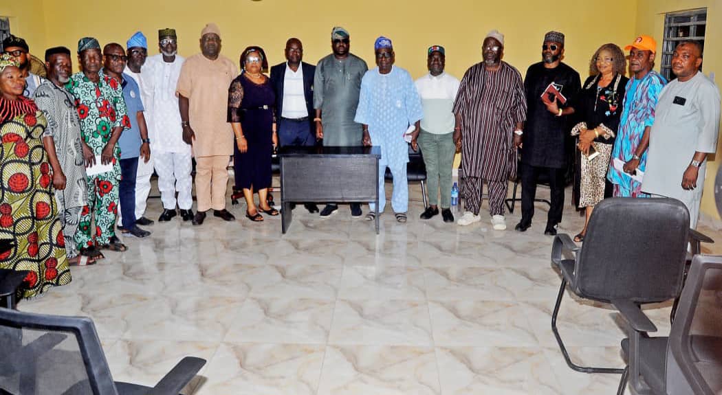Lagos Island Local Government Chairman Hon. Taiwo Oyekan hosts Community Development Committee (CDC)